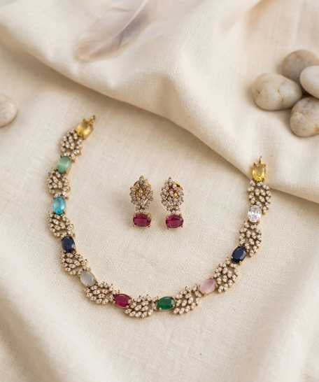 Multi colour necklace