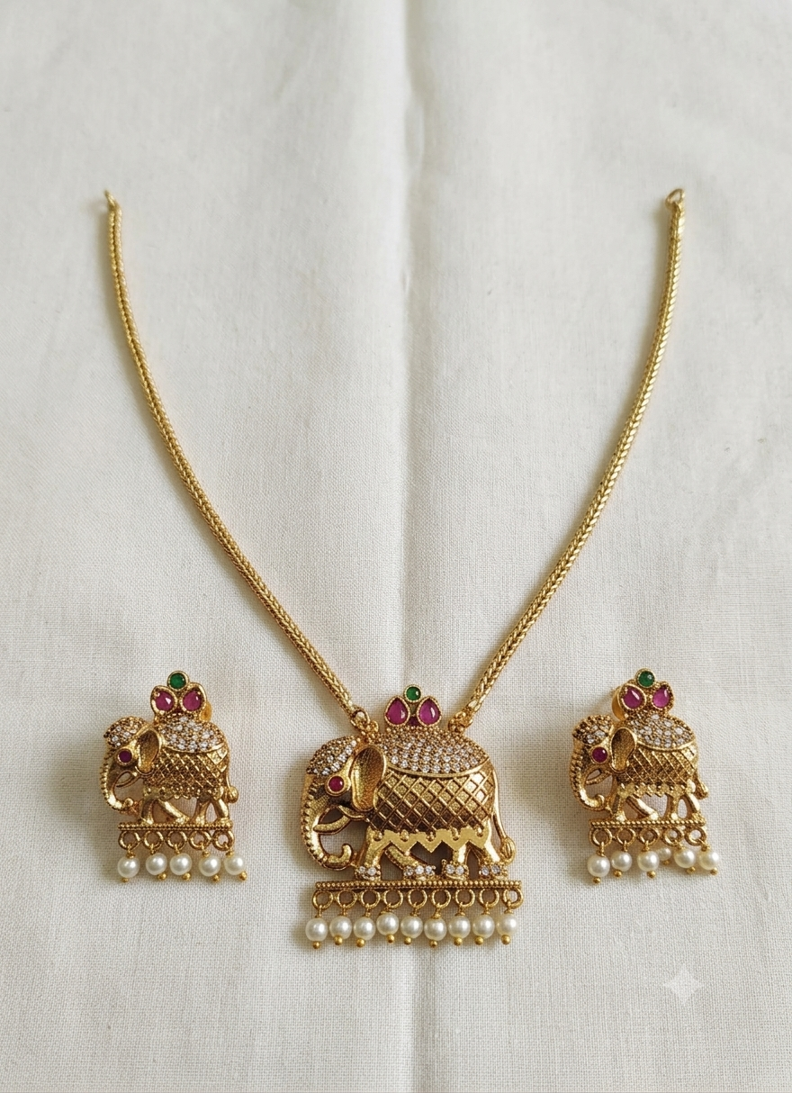 Traditional  Elephant Design Necklace - Jw328