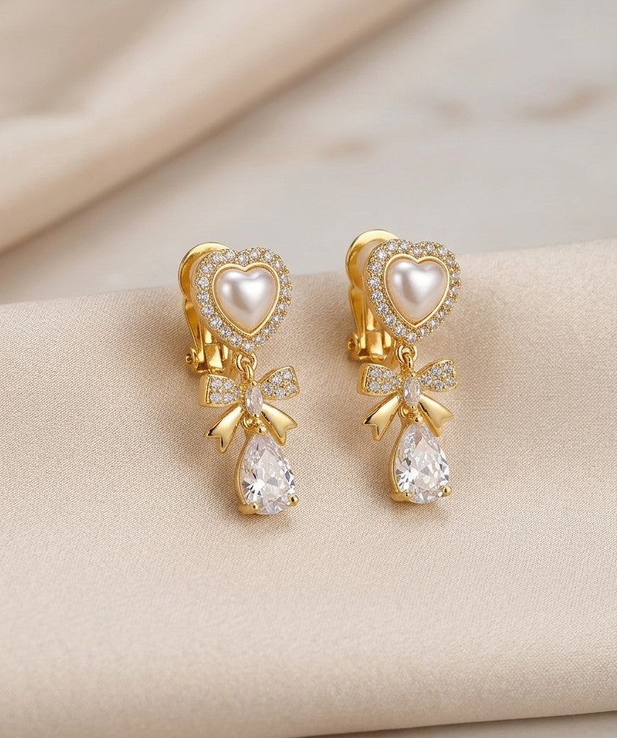 Elegant gold-toned drop earring-Jw277