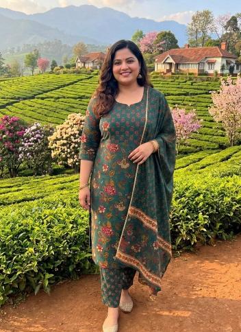 Green Pure Cotton 3 Pc Suit KU456