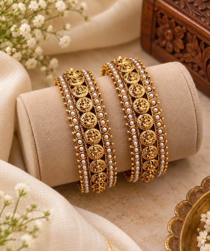 Antique Lakshmi Pearl Bangle - JW148